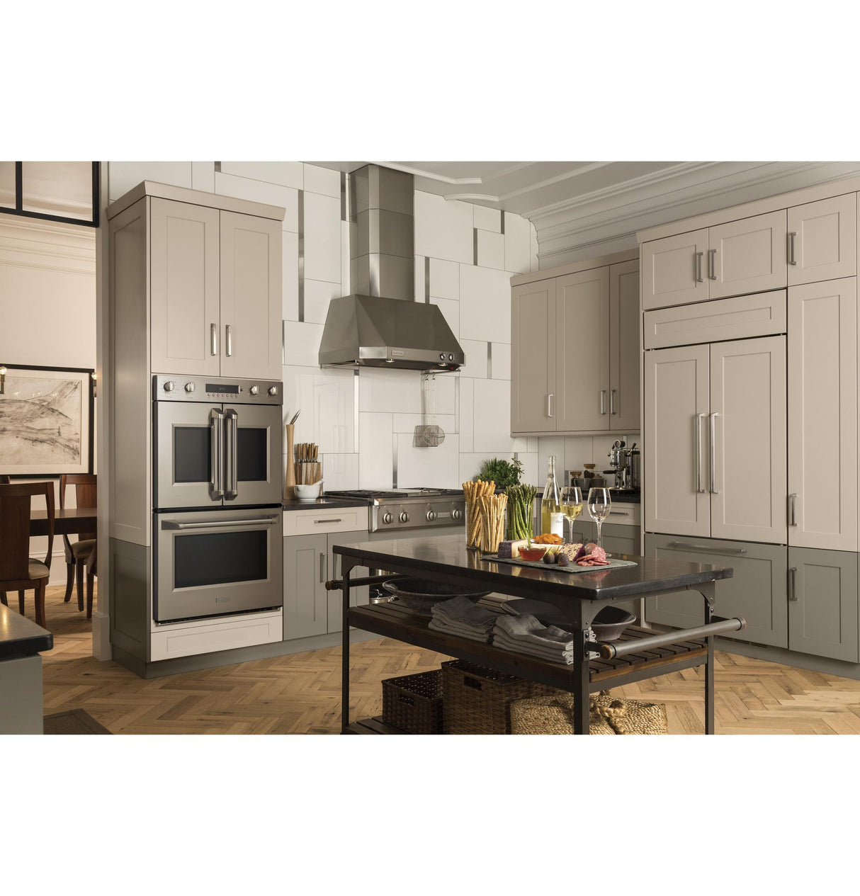 Monogram 30" Professional French-Door Electronic Convection Double Wall Oven