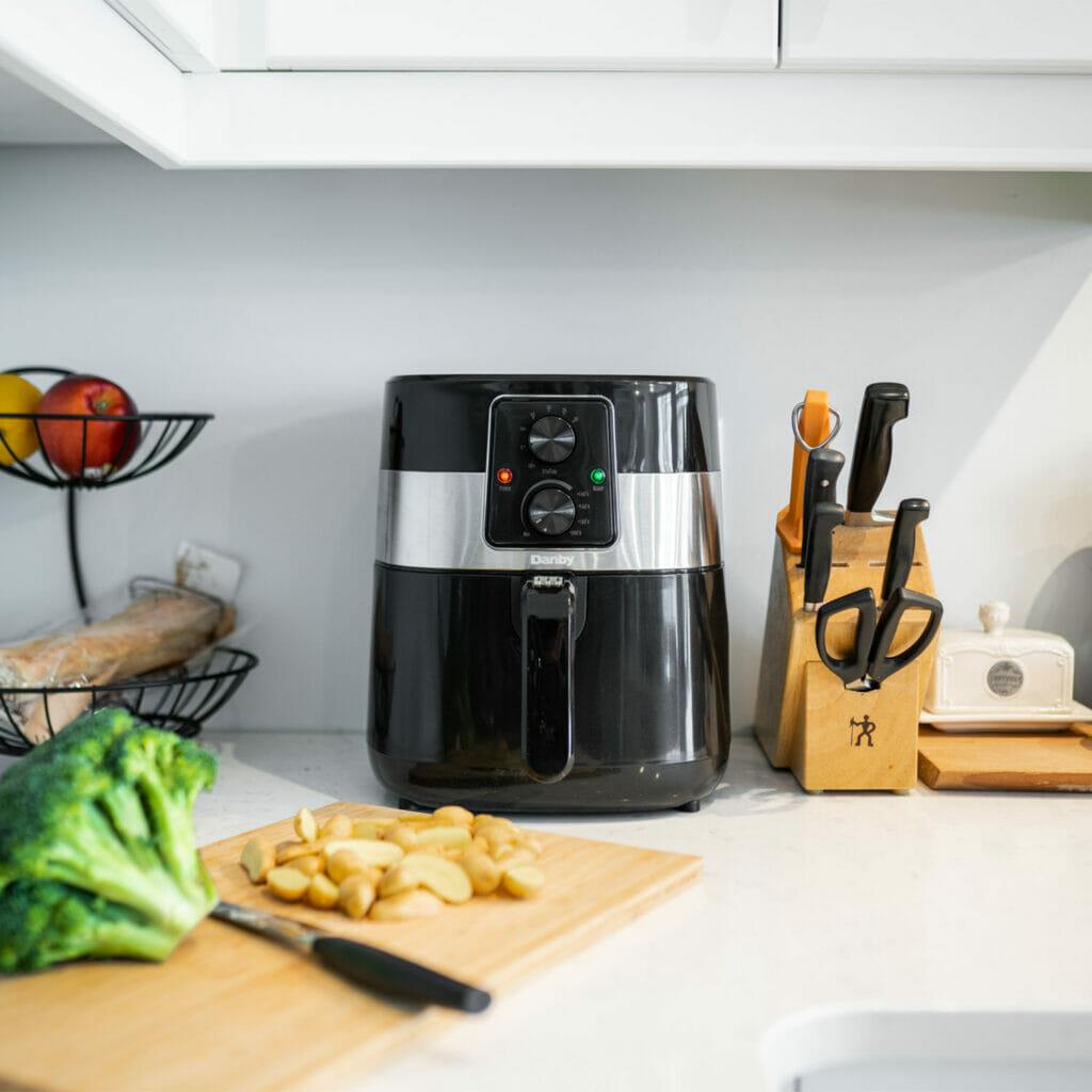 Danby 3.2 qt. Air Fryer in Black