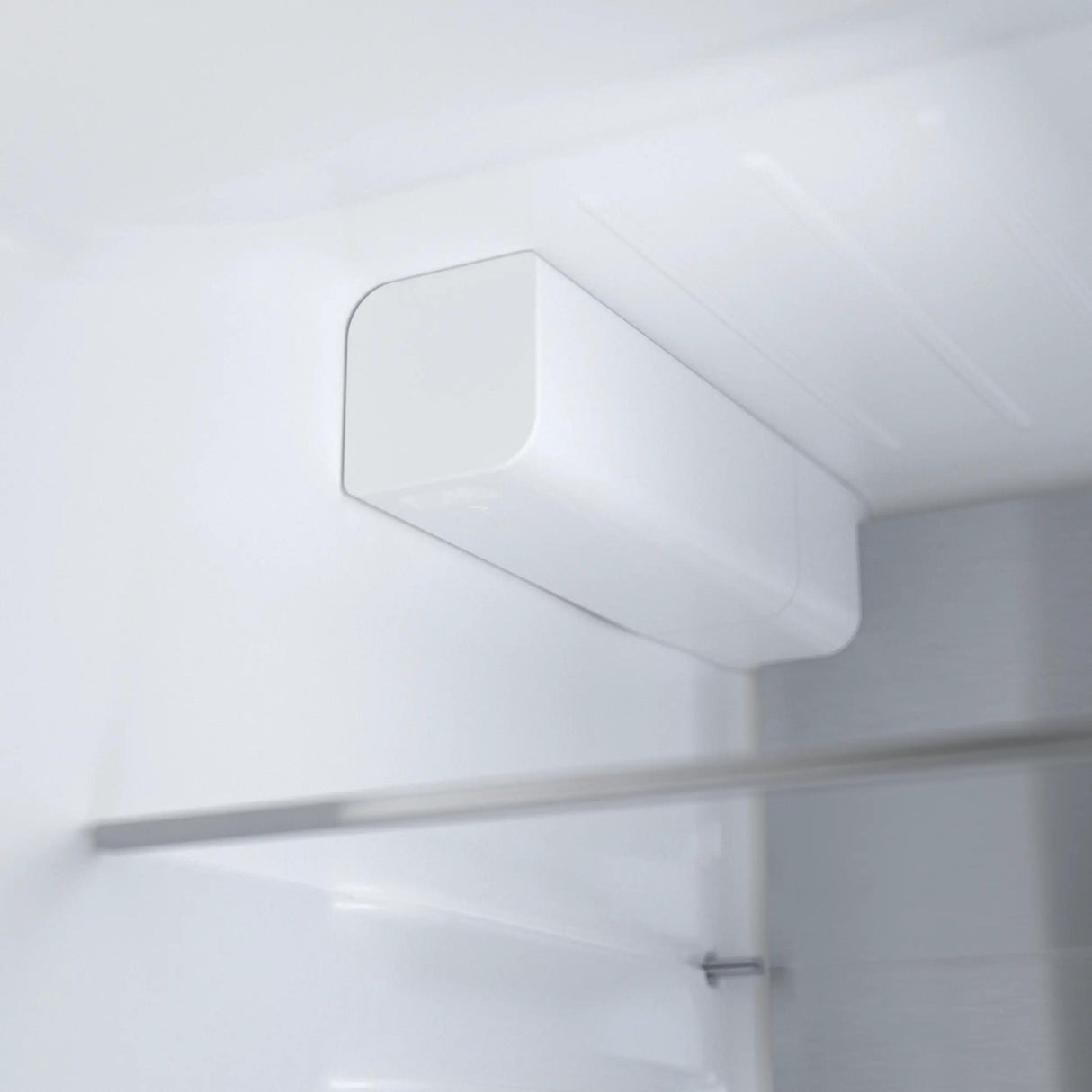 800 Series Freestanding Bottom Freezer Refrigerator 24" Stainless steel (with anti-fingerprint), Total No Frost