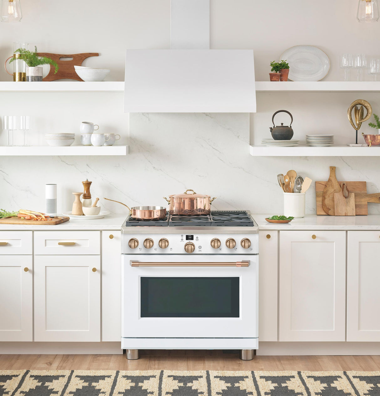Café™ 30" Commercial Hood