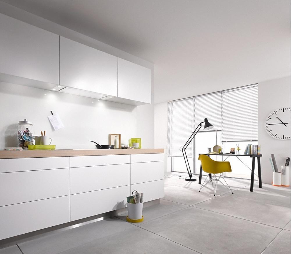 DA 2690 AM Insert ventilation hood with energy-efficient LED lighting and backlit controls for easy use.