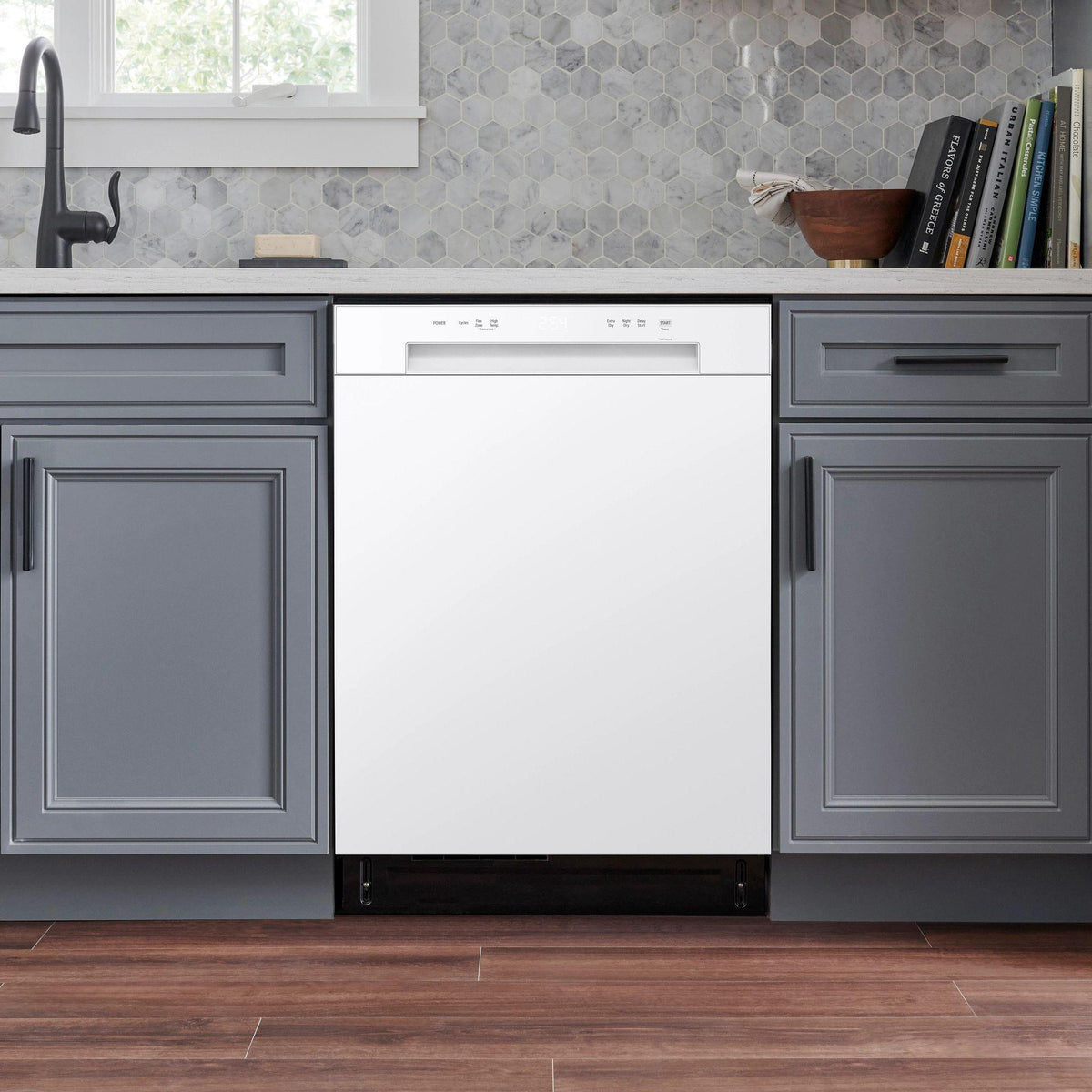 Front Control Dishwasher with LoDecibel Operation and Dynamic Dry™