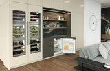 Fridge suitable for undercounter installation with EasyFresh