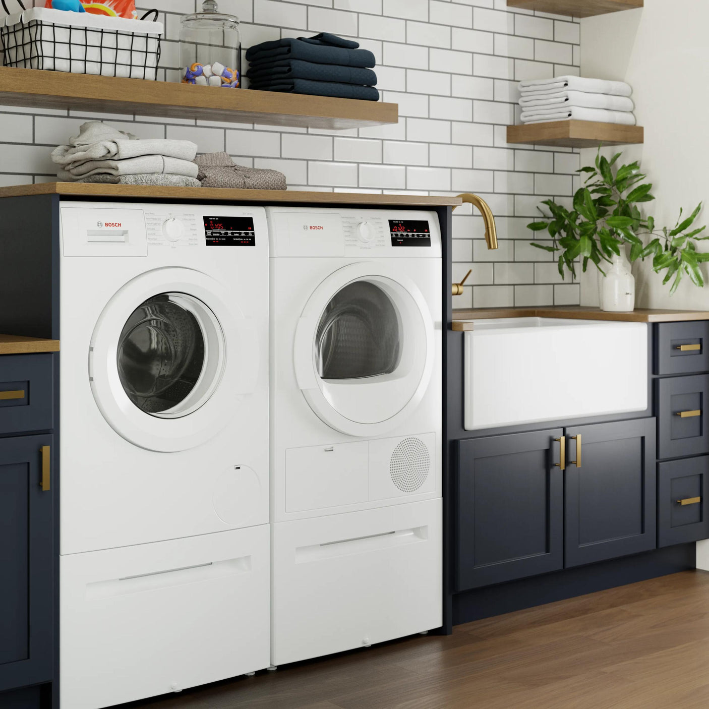 300 Series Compact Washer , White
