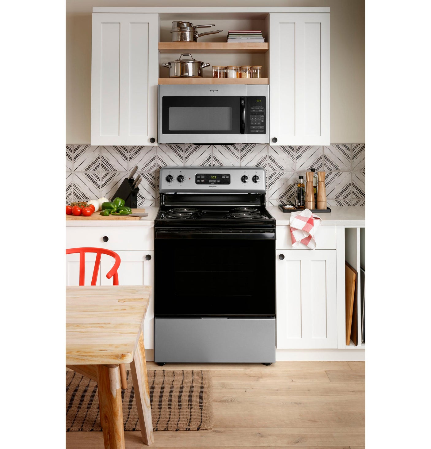 Hotpoint® 1.6 Cu. Ft. Over-the-Range Microwave Oven