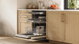 800 Series Dishwasher 24"