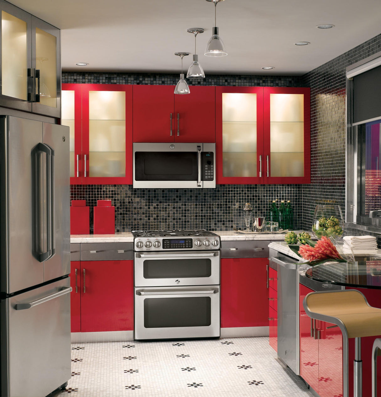 GE Cafe™ Series 30" Slide-In Front Control Gas Double Oven with Convection Range