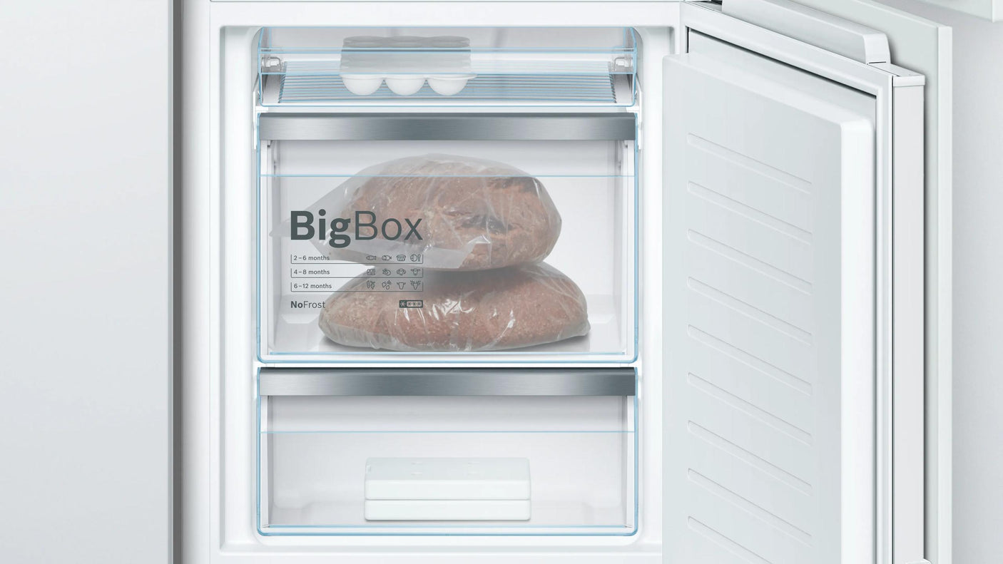 800 Series Built-in Bottom Freezer Refrigerator Softclose® Flat Hinge