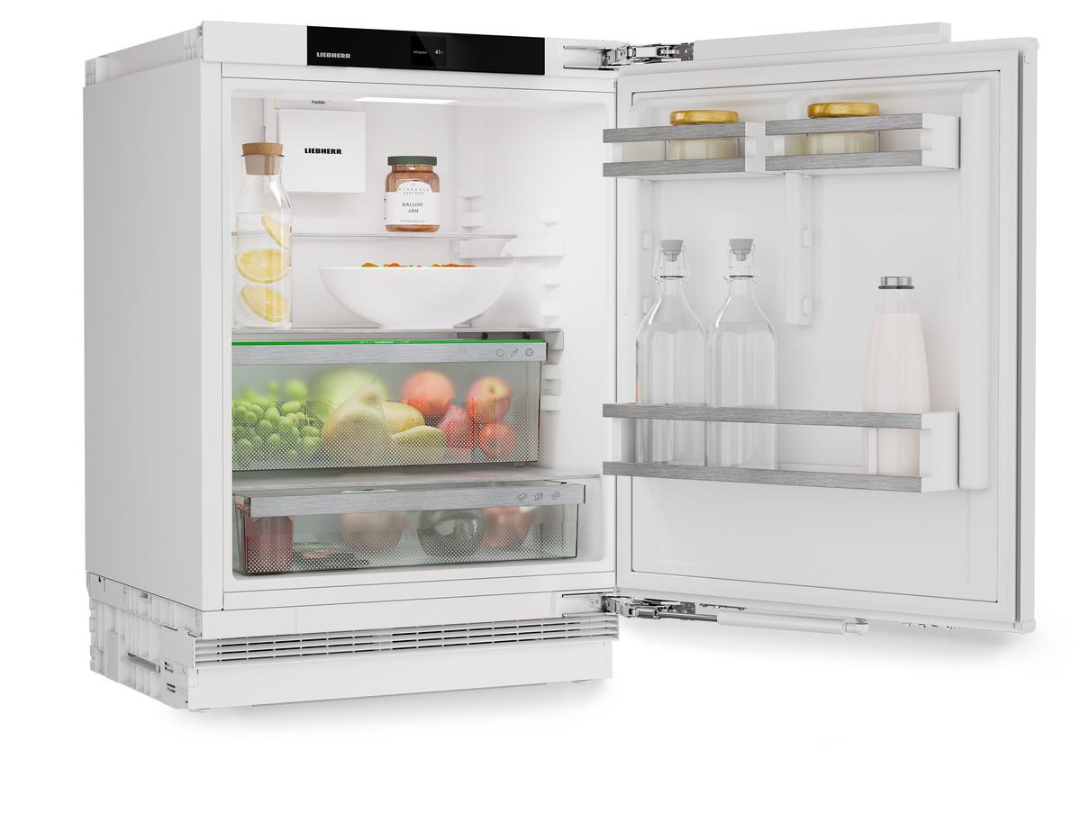 Fridge suitable for undercounter installation with EasyFresh