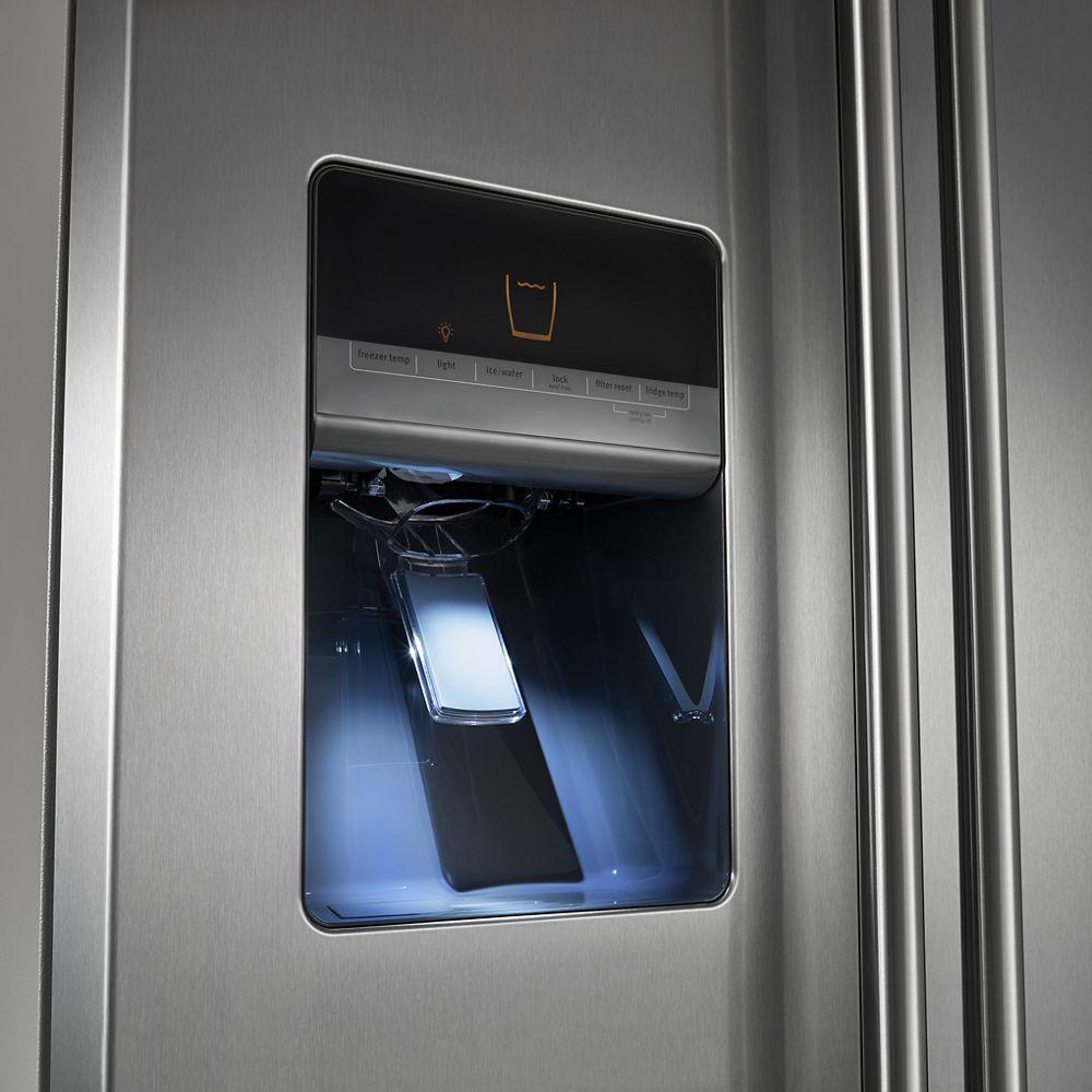 36-inch Wide Side-by-Side Refrigerator with External Ice and Water - 25 cu. ft.