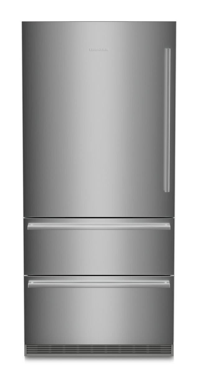 Refrigerator-Freezer Combination
