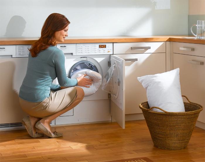 European Standard Capacity W3039 i Washing Machine - Large Capacity Integrated