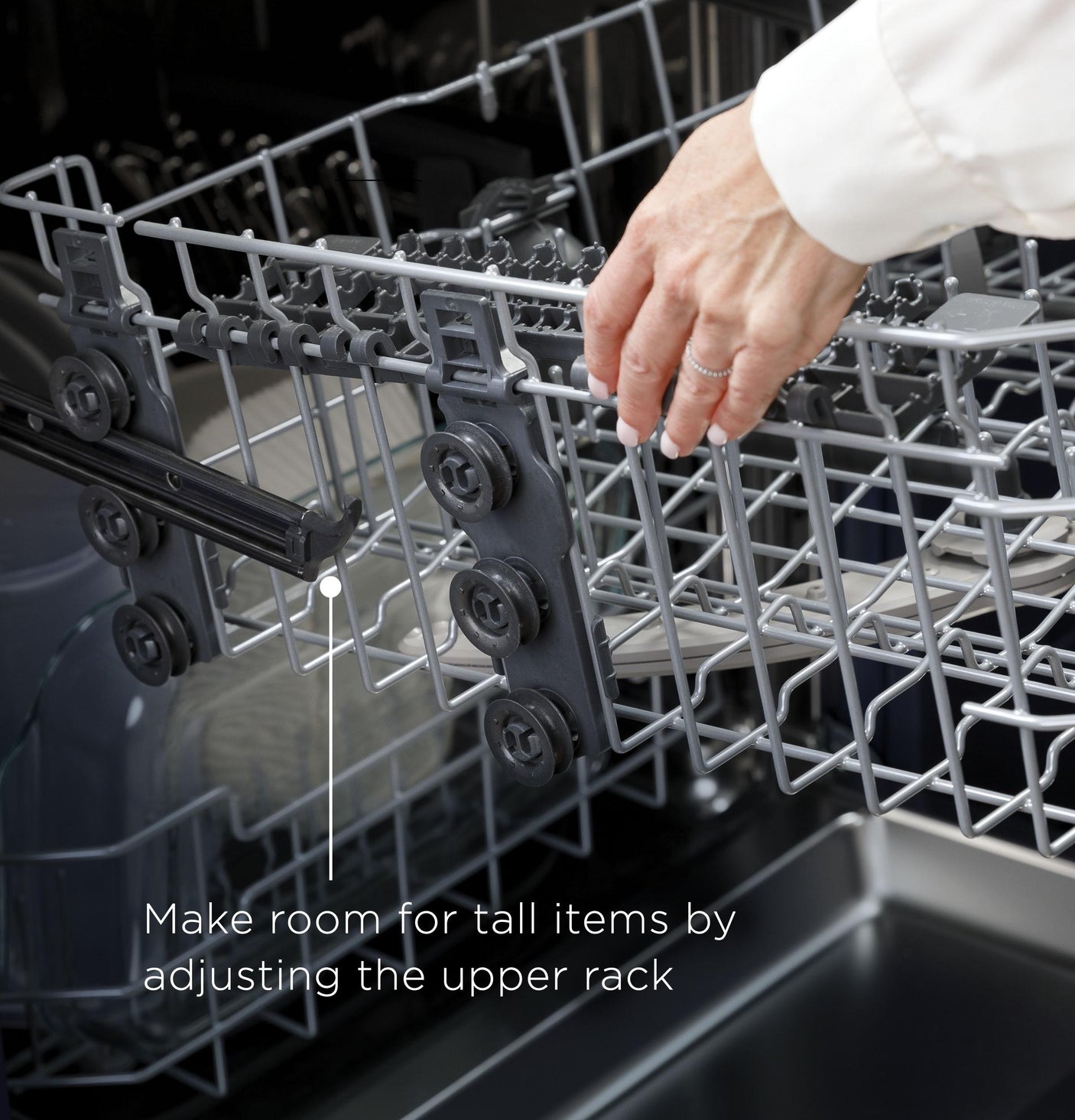 GE® ENERGY STAR® Top Control with Stainless Steel Interior Door Dishwasher with Sanitize Cycle & Dry Boost