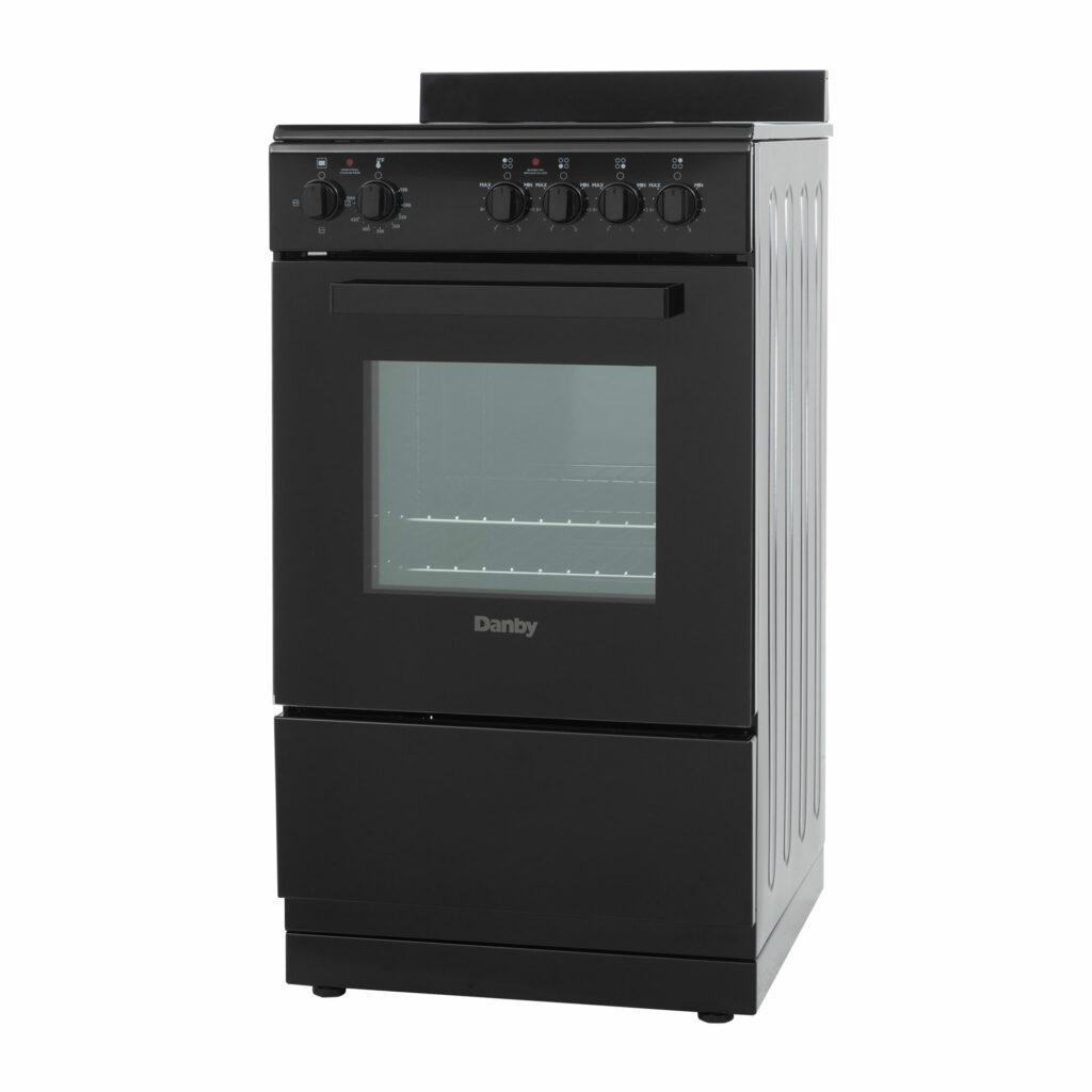 Danby 20" Wide Electric Range in Black ()