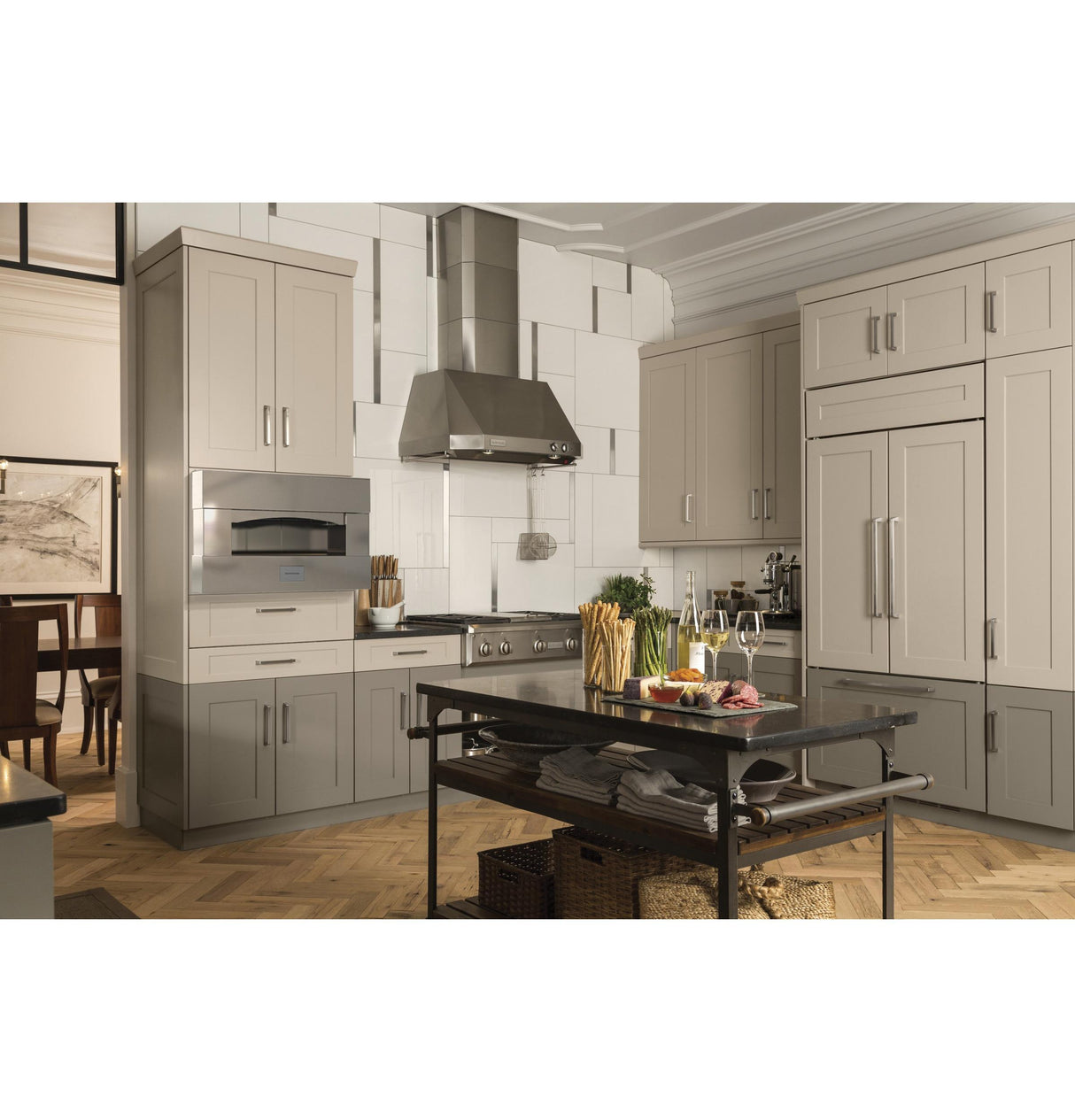 Monogram 36" Professional Gas Rangetop with 4 Burners and Griddle (Natural Gas)