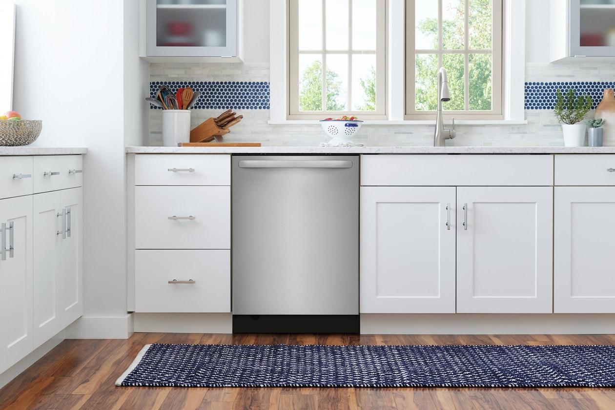 24" Built-In Dishwasher with EvenDry™ System
