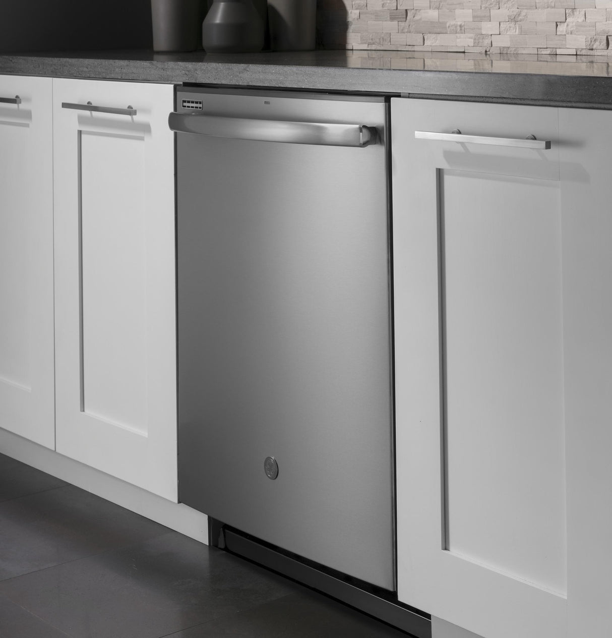GE® ENERGY STAR® Top Control with Plastic Interior Dishwasher with Sanitize Cycle & Dry Boost