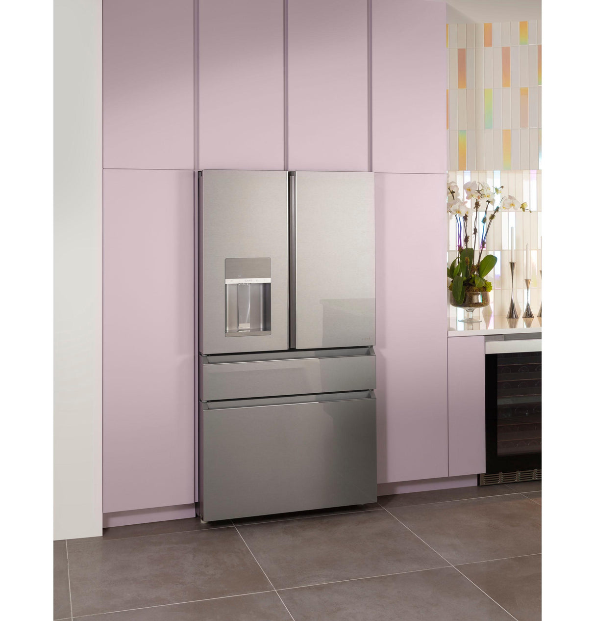 Café™ ENERGY STAR® 22.3 Cu. Ft. Smart Counter-Depth 4-Door French-Door Refrigerator in Platinum Glass