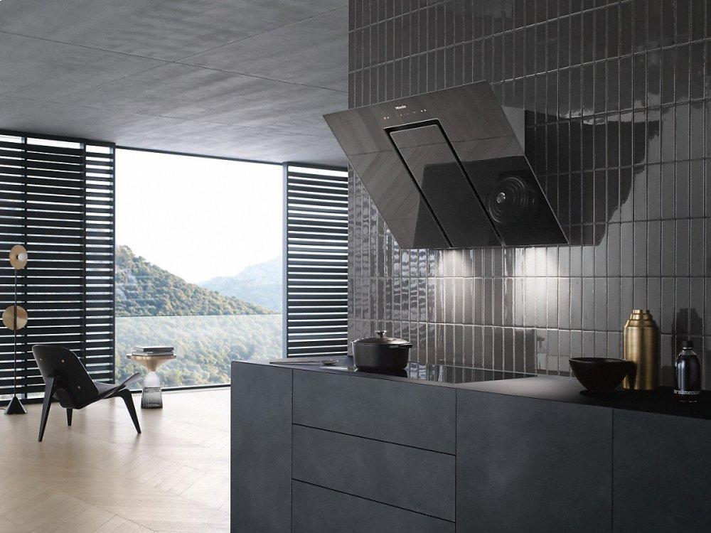 DA 6498 W Pure Wall ventilation hood with energy-efficient LED lighting and touch controls for simple operation.