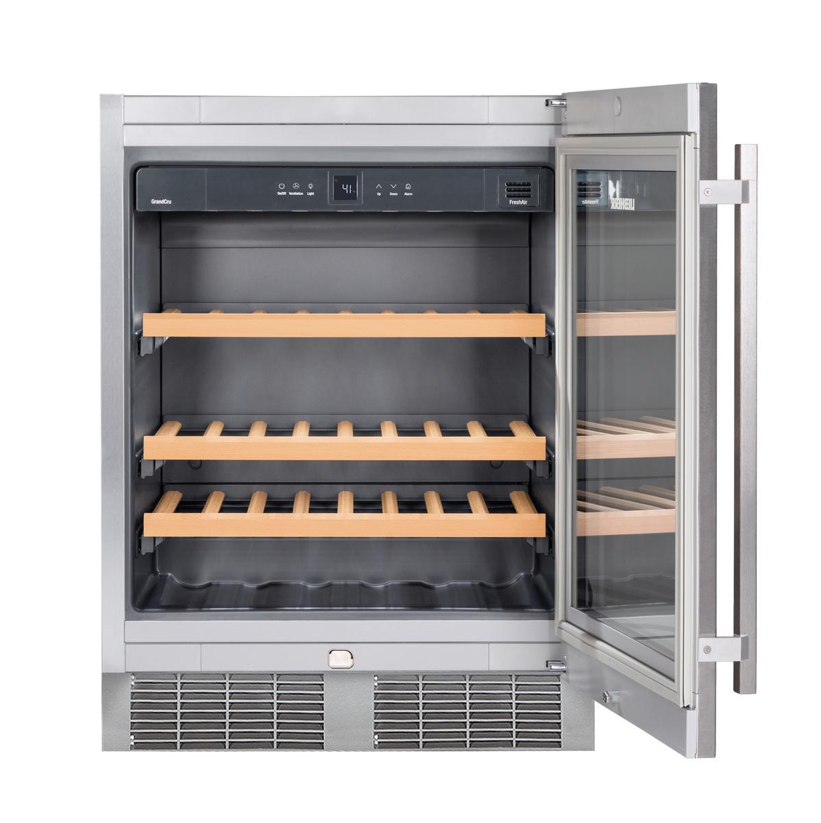 Undercounter Wine Cabinet, 24", Lock, 1 Zone, Reversible Door