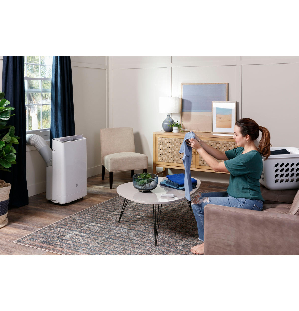 GE® 9,850 BTU SACC Smart Portable Air Conditioner for Medium Rooms up to 550 sq ft. (14,000 BTU ASHRAE)