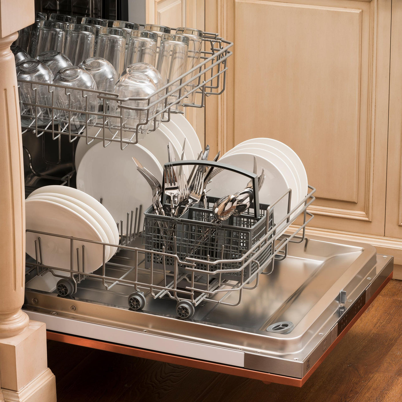 ZLINE 24 in. Top Control Dishwasher with Stainless Steel Tub and Modern Style Handle, 52dBa (DW-24) [Color: Copper]