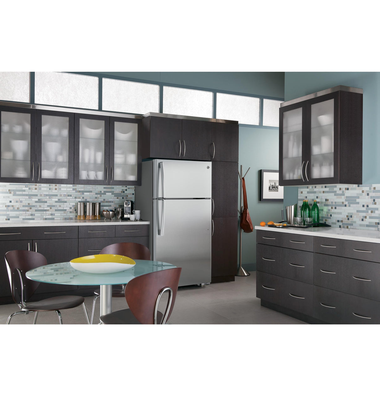 GE® ENERGY STAR® 15.5 Cu. Ft. Top-Freezer Refrigerator