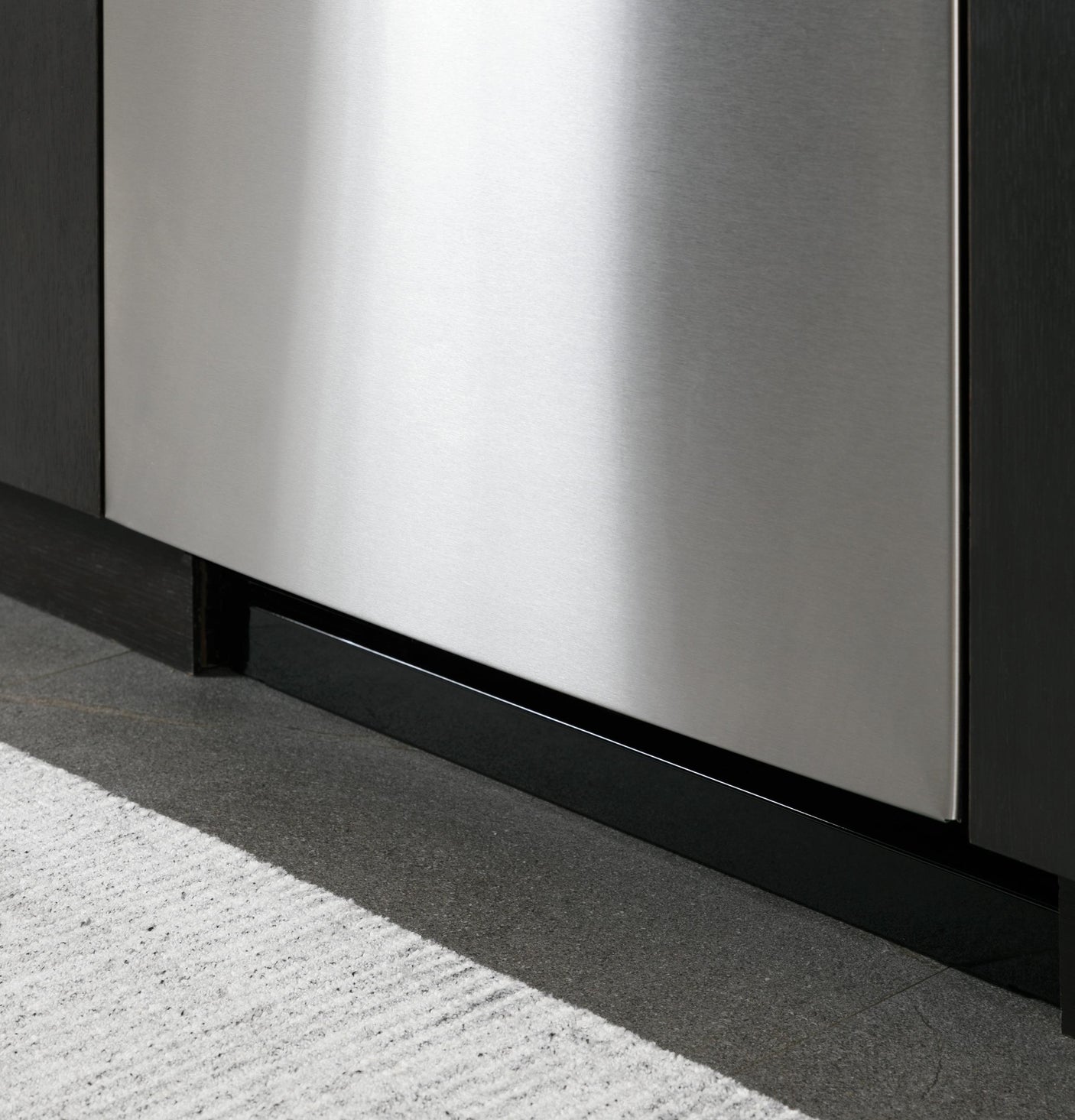 GE Profile™ ENERGY STAR® Fingerprint Resistant Top Control with Stainless Steel Interior Dishwasher with Sanitize Cycle & Twin Turbo Dry Boost