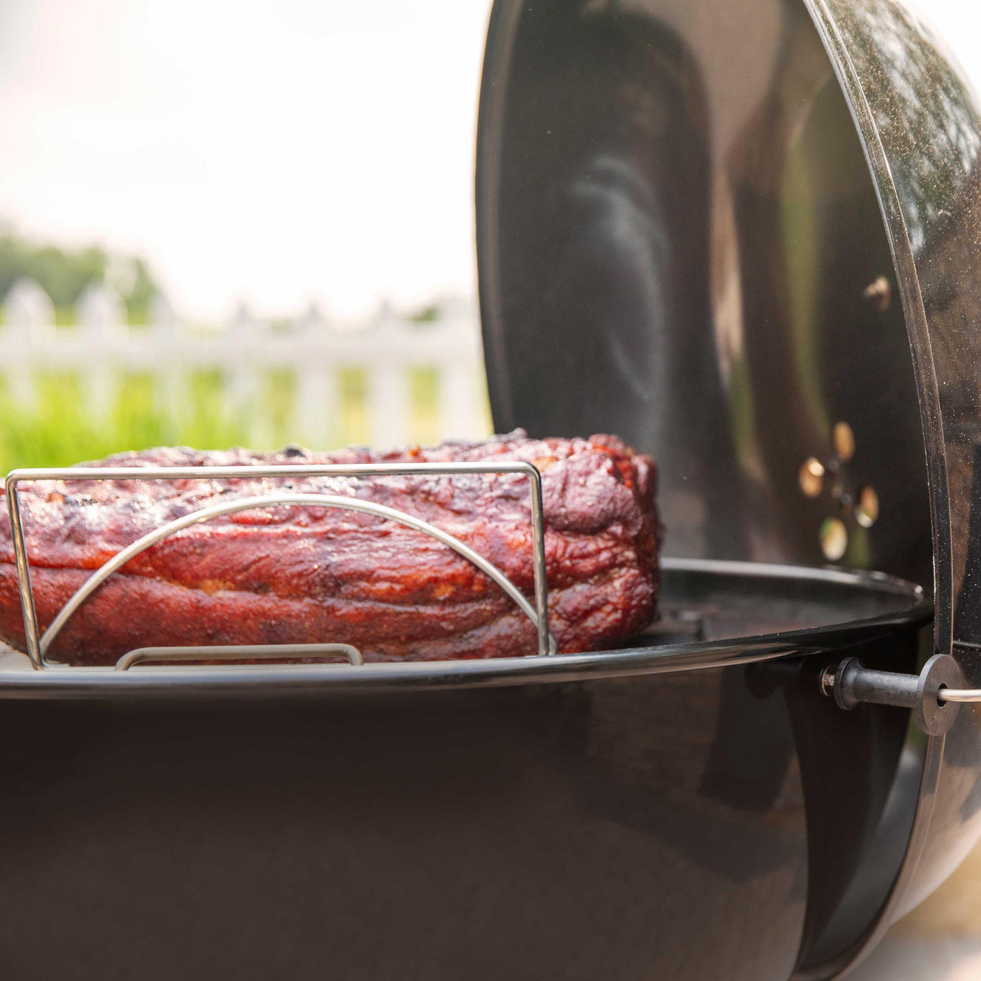 Master-Touch Charcoal Grill 26 - Black