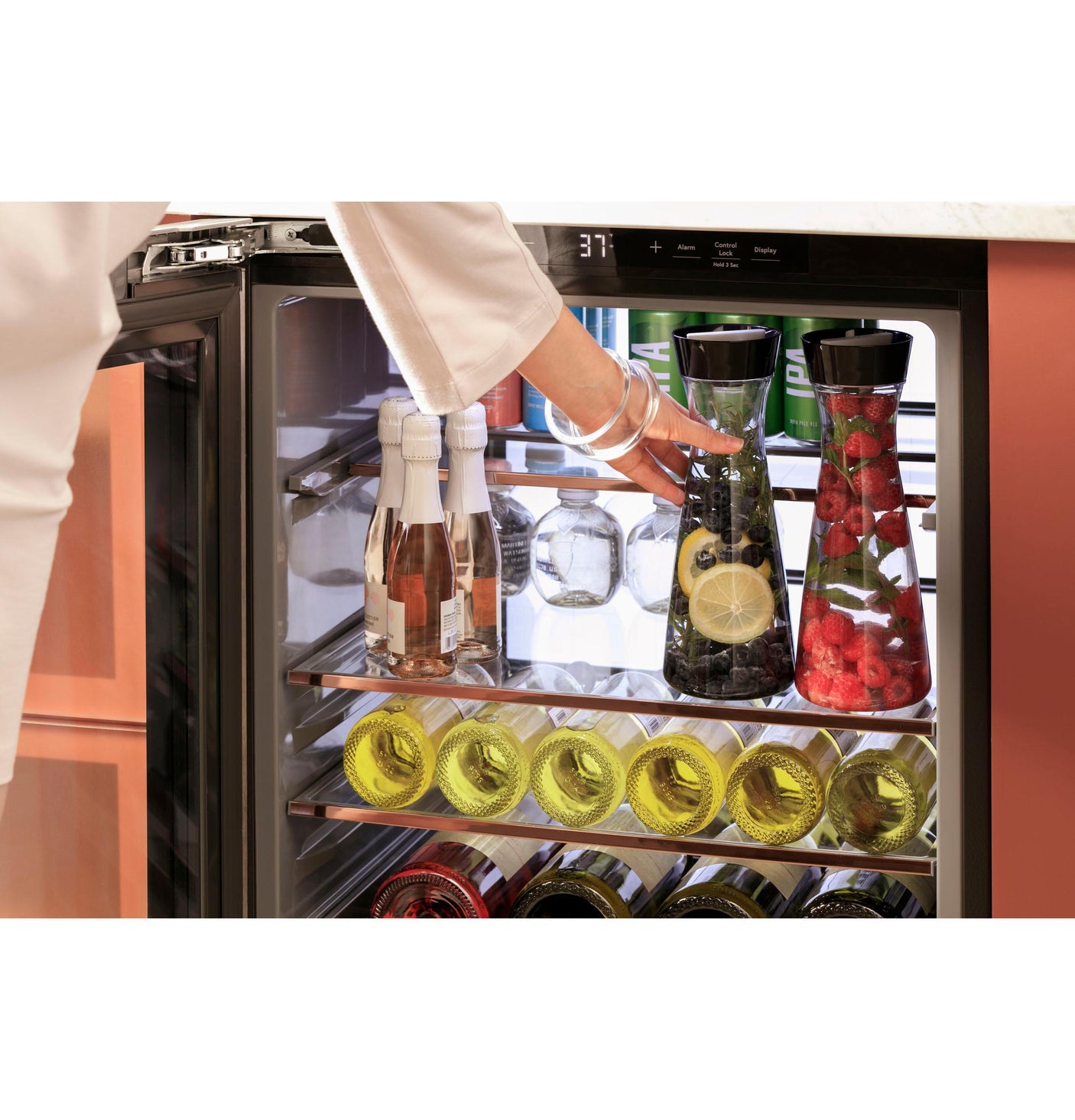 Café™ Beverage Center in Platinum Glass