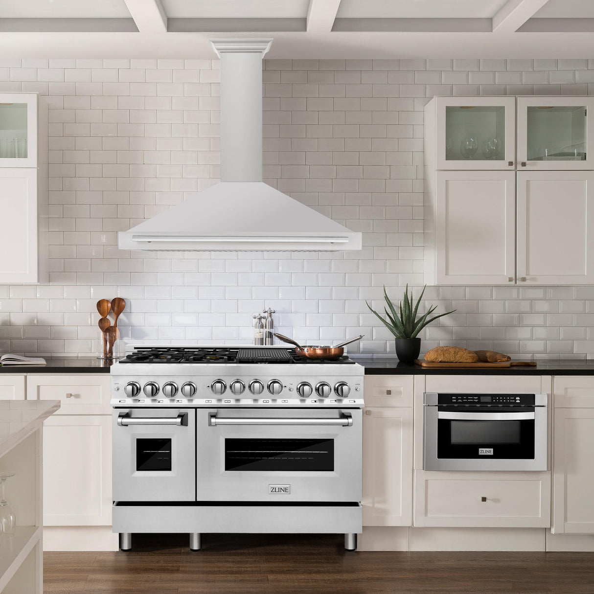 ZLINE 48 in. Convertible Stainless Steel Range Hood with Stainless Steel Handle (KB4STX-48) [Color: Stainless Steel]