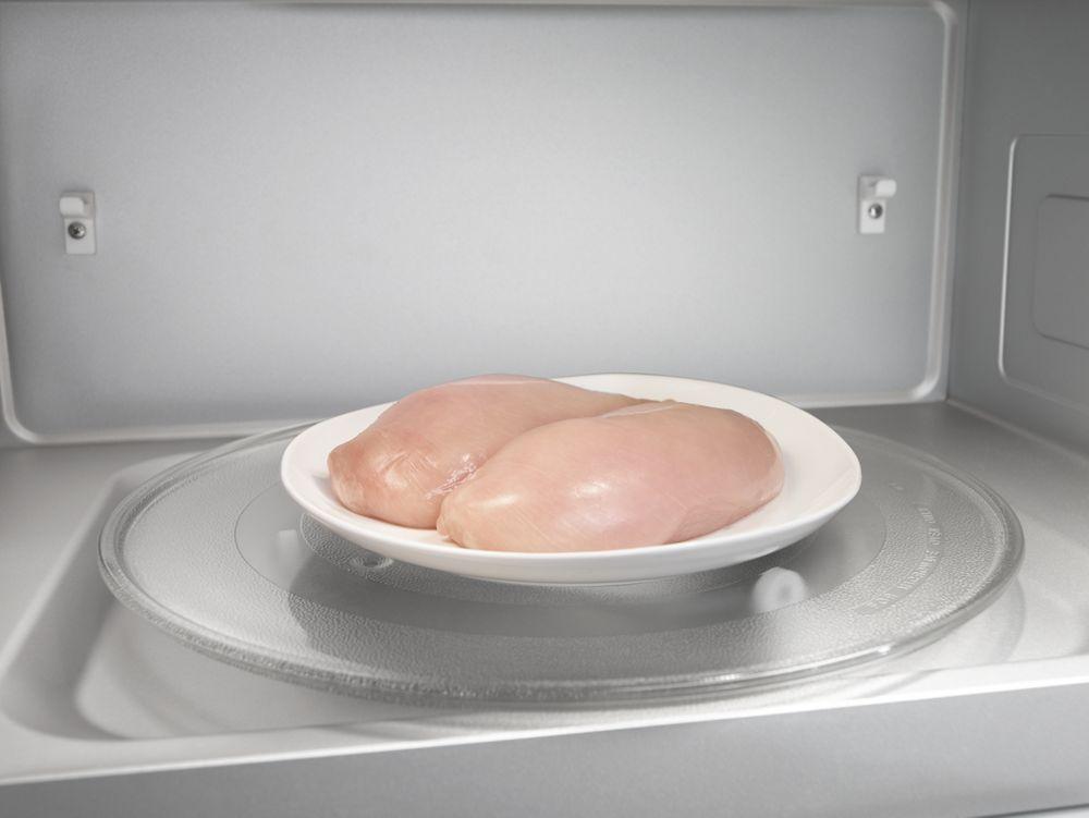 2.1 cu. ft. Capacity Steam Microwave With SteamClean Option