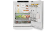 Fridge suitable for undercounter installation with EasyFresh