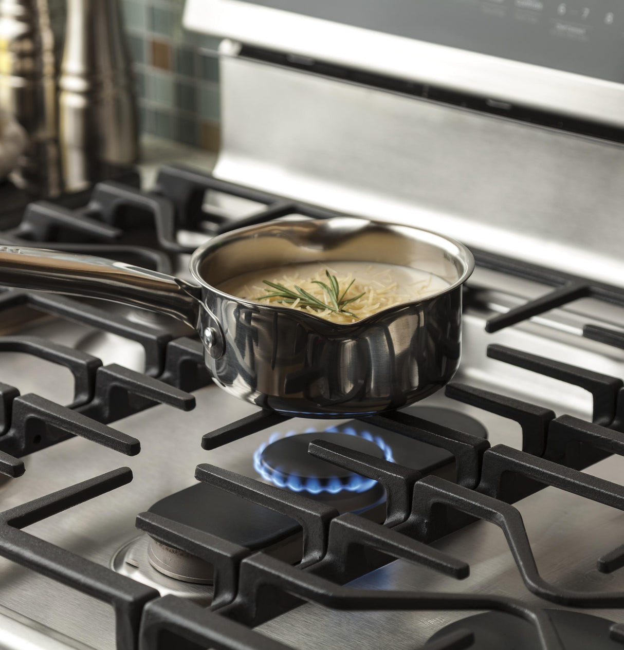 GE Profile™ Series 30" Free-Standing Gas Double Oven Convection Range