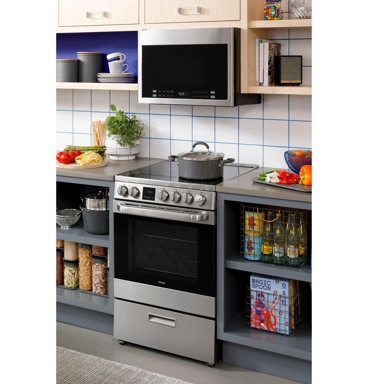 Haier ENERGY STAR® 24" 2.9 Cu. Ft. Electric Range
