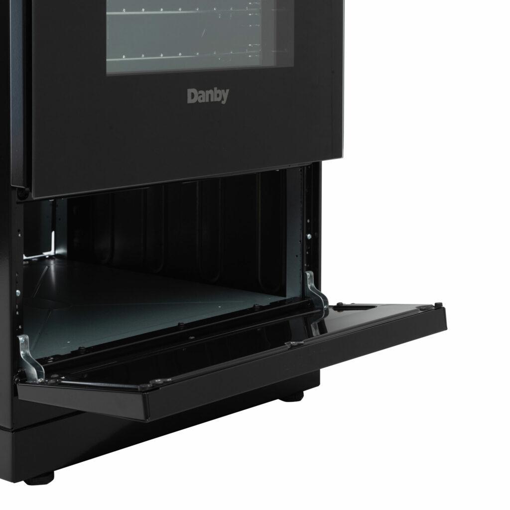 Danby 20" Wide Gas Range in Black ()