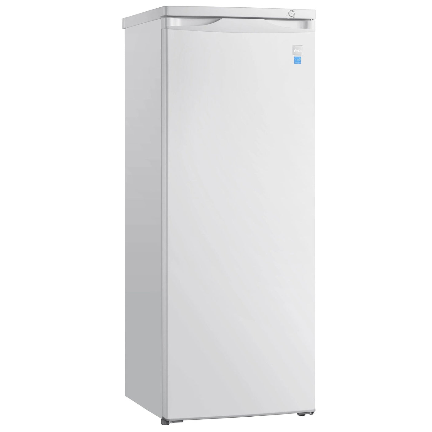 5.8 cu. ft. Vertical Freezer - White / 5.8 cu. ft.