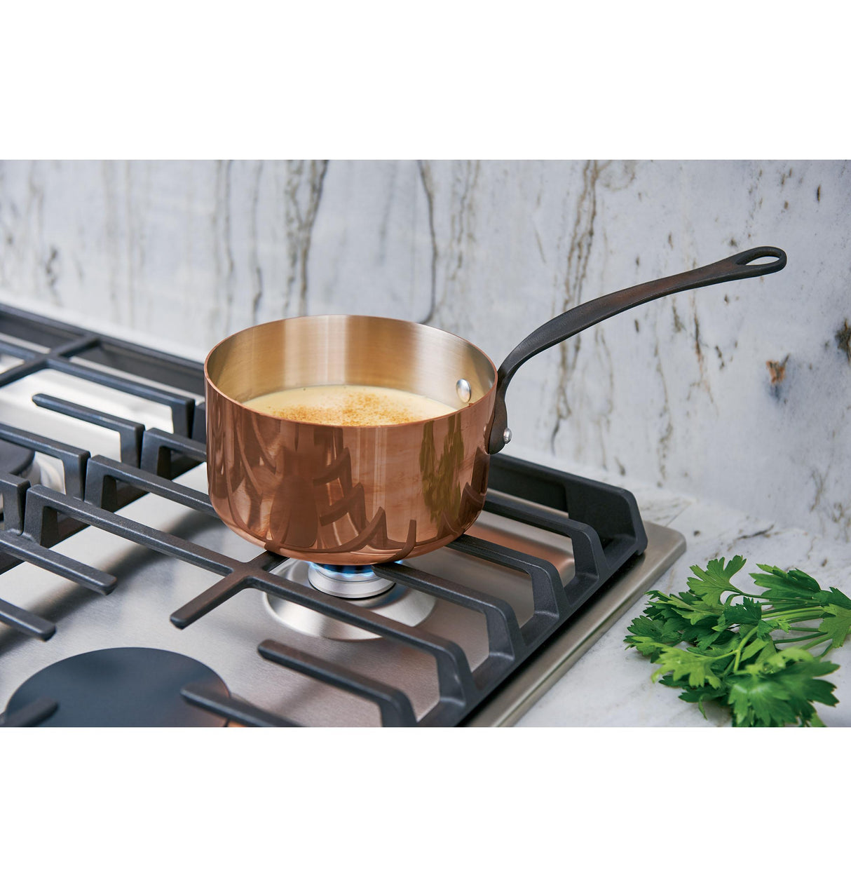 CAF(EBACK)™ 30" Gas Cooktop