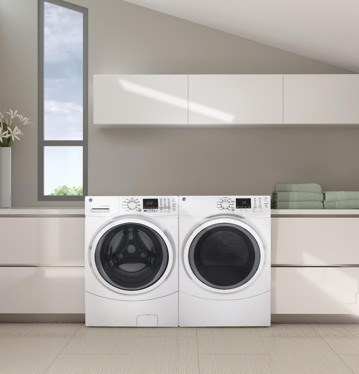 GE® 7.5 cu. ft. Capacity Front Load Electric Dryer with Steam