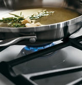 GE® 30" Free-Standing Gas Range