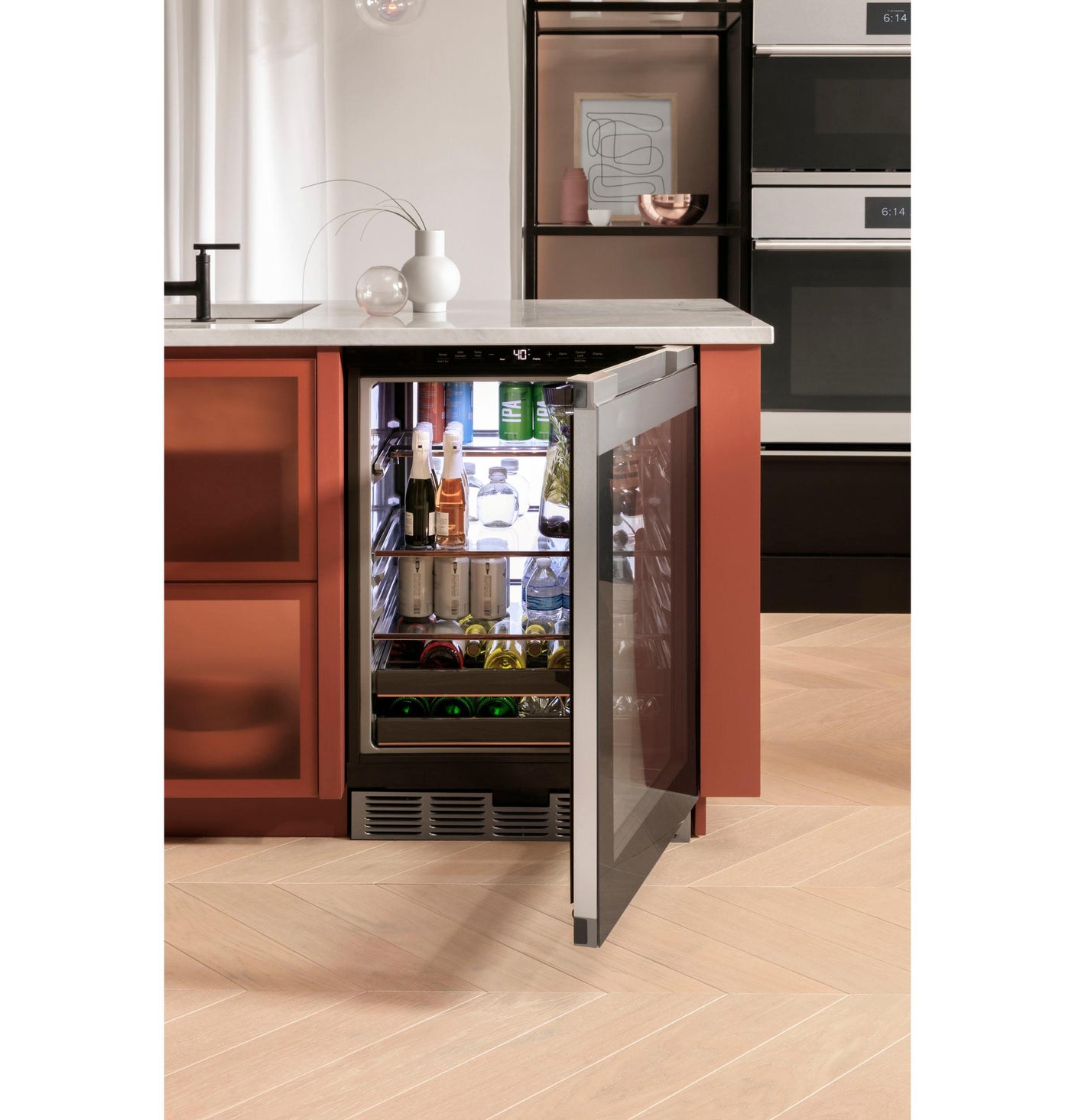 Café™ Beverage Center in Platinum Glass