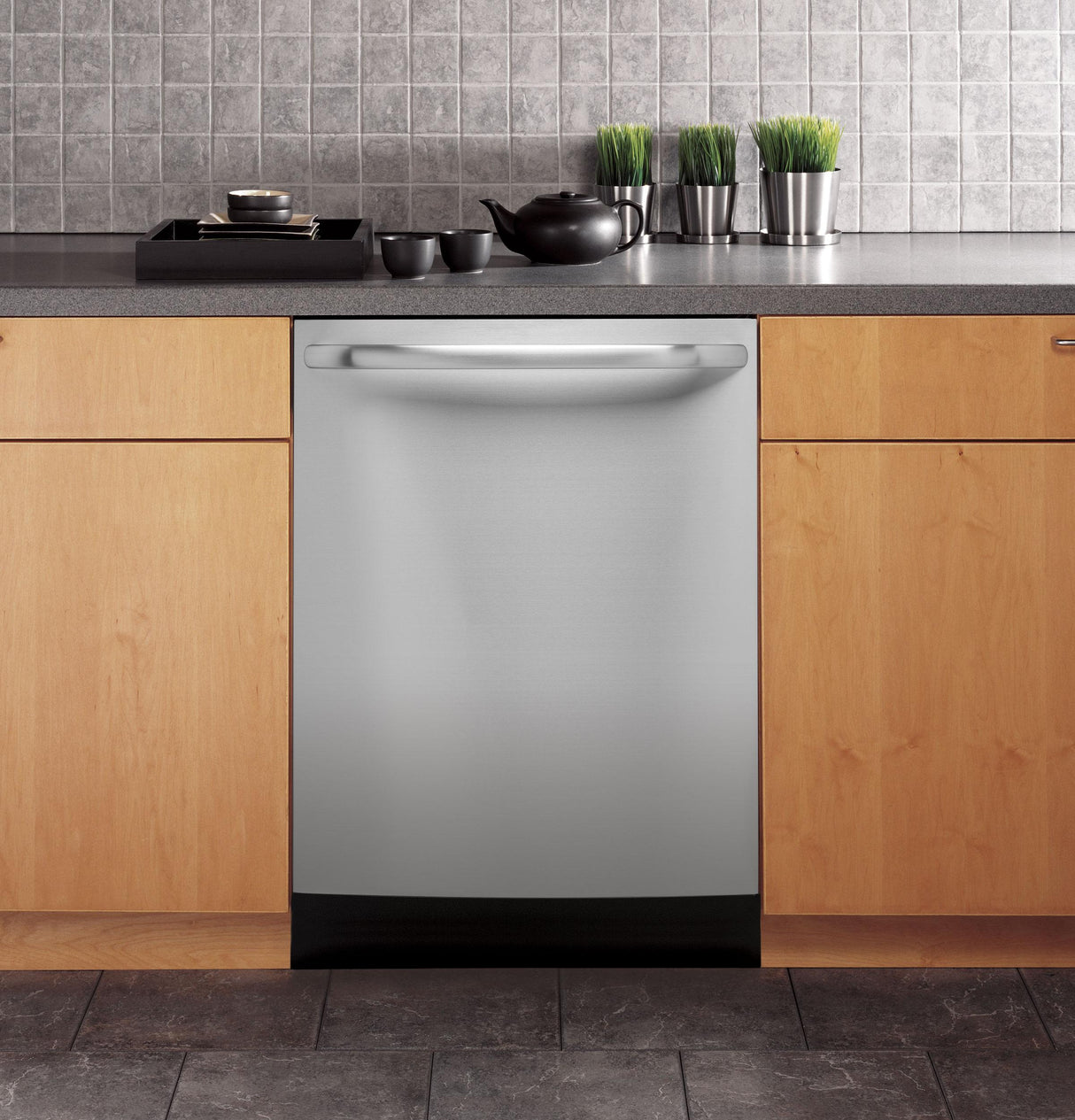 GE® Built-In Dishwasher with Hidden Controls