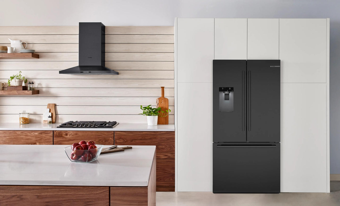 500 Series French Door Bottom Mount Refrigerator 36" Black Stainless Steel, Total No Frost
