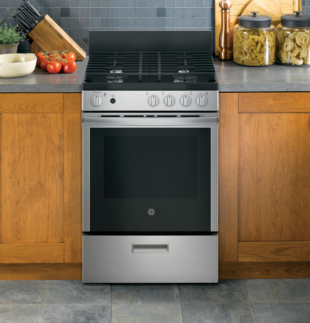 GE® 24" Steam Clean Free-Standing/Slide-in Gas Range