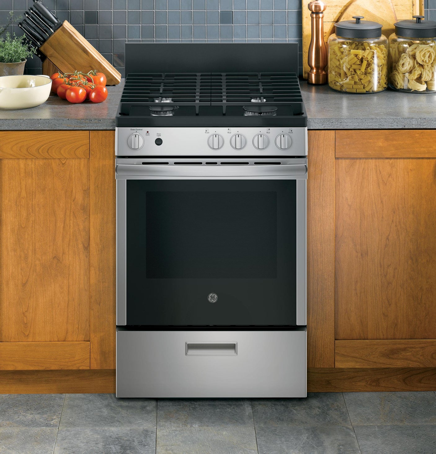 GE® 24" Steam Clean Free-Standing/Slide-in Gas Range