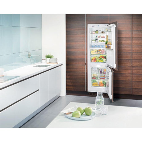 24" Integrated Refrigerator/Freezer right hinge ice maker