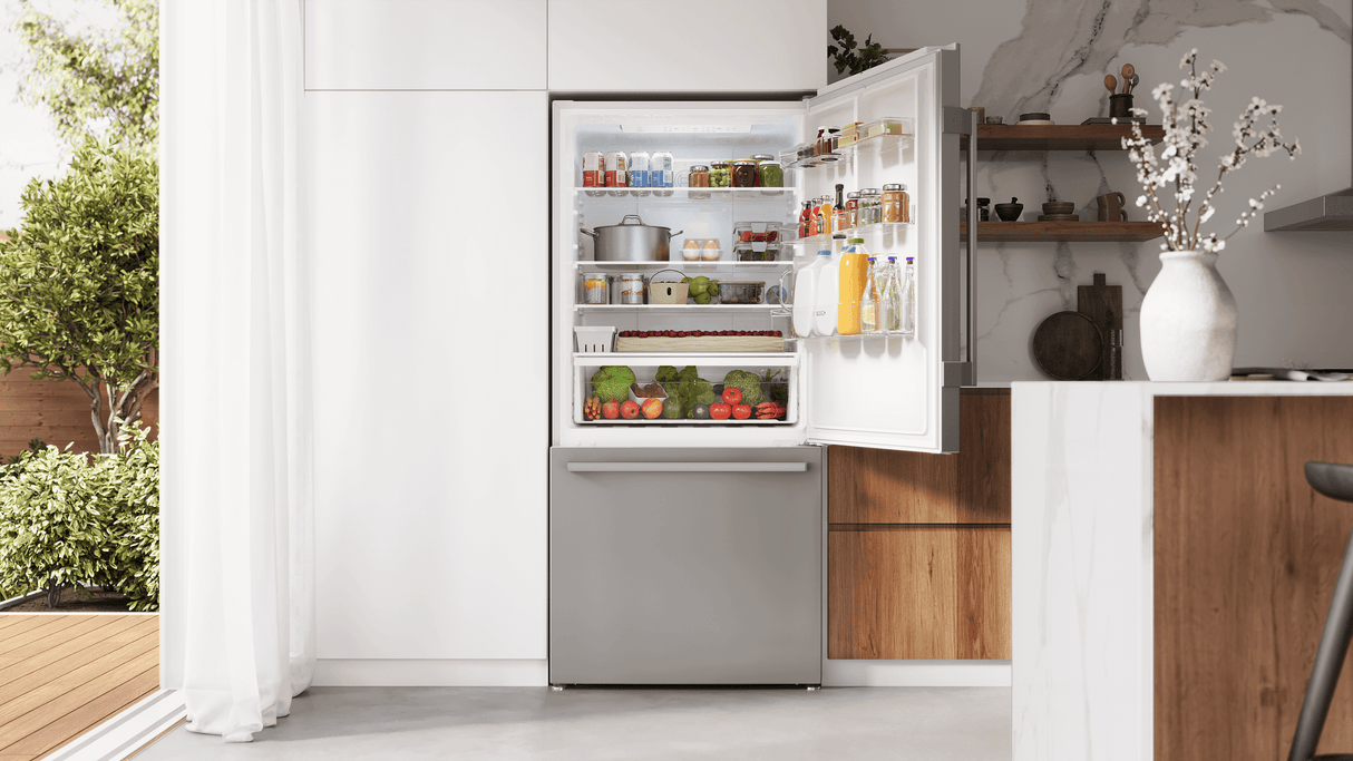 100 Series, free-standing fridge-freezer with freezer at bottom, Brushed steel (with anti-fingerprint), Total No Frost