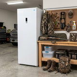 Avanti MaxxSpace Insulation™ Technology Garage-Ready Frost-Free Convertible Upright Freezer, 23 cu. ft., ENERGY STAR, White (AV230VFLJM0W)