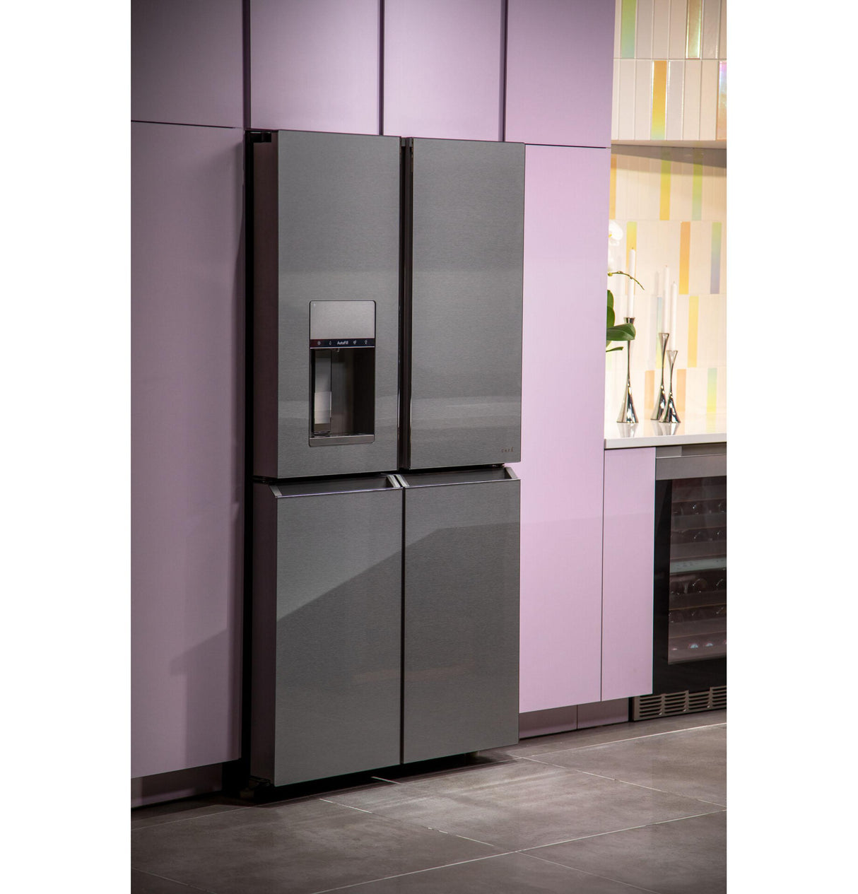 CAF(EBACK)™ ENERGY STAR® 27.4 Cu. Ft. Smart Quad-Door Refrigerator in Platinum Glass
