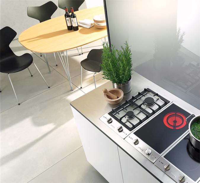 CS1000 Series Combisets Model: CS1112E Ceramic Double Burner™